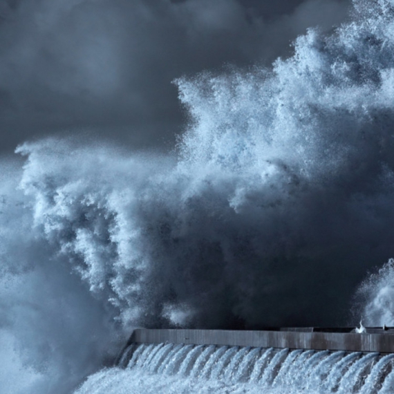 Alarmantno upozorenje: Talasi cunamija mogli bi da dostignu 15 metara!