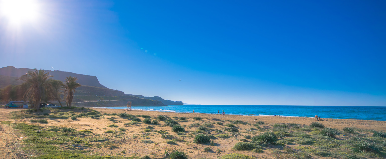 Drama na poznatom grčkom ostrvu: Konobar se bacio u more čim je video ovaj prizor