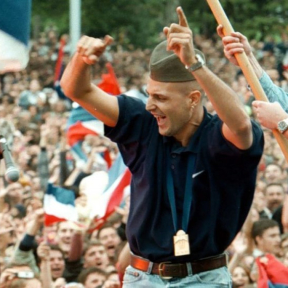 Trojka vrednija od zlata (1997)