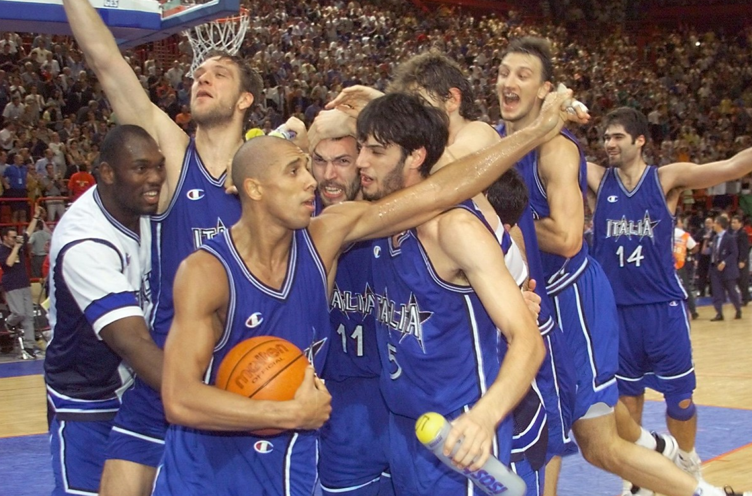 Kraj desetogodišnje vladavine (1999)