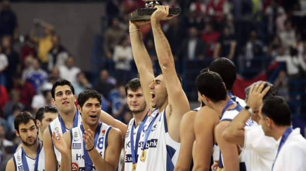 Beogradski debakl, Obradovićev nervni slom i "sirtaki" u Areni (2005)