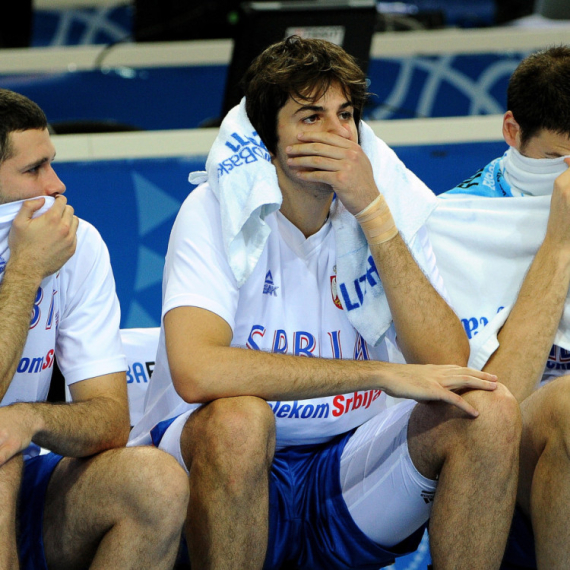 Pola koša uništilo moral (2011)