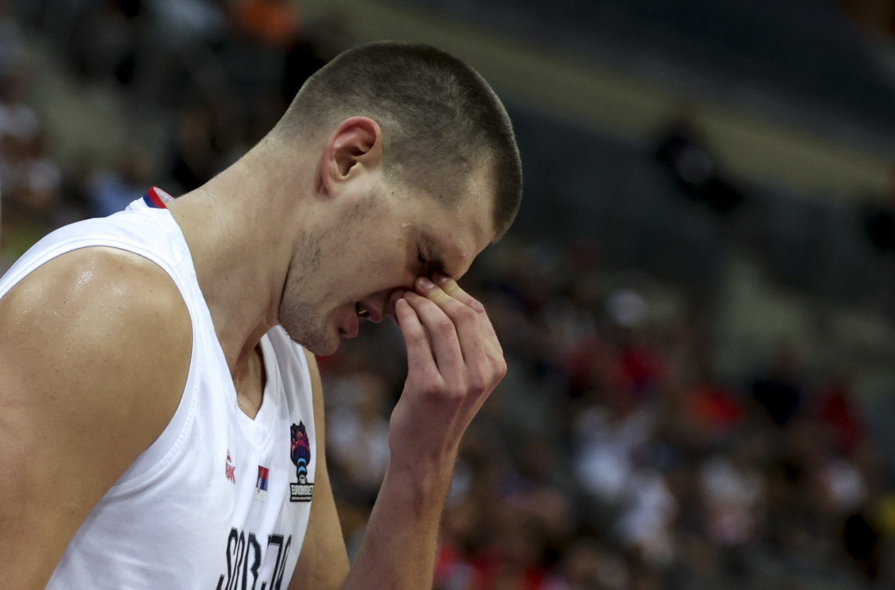 Amerikanci pitali Jokića na kom jeziku priča sa Litvancem... VIDEO