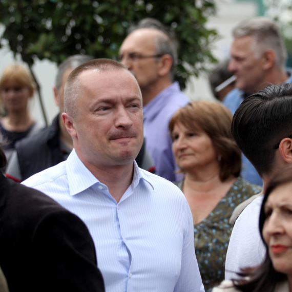 Pajtić: Streljali bi sve ako bi bili na vlasti; Ne mogu da podnesu drugo mišljenje