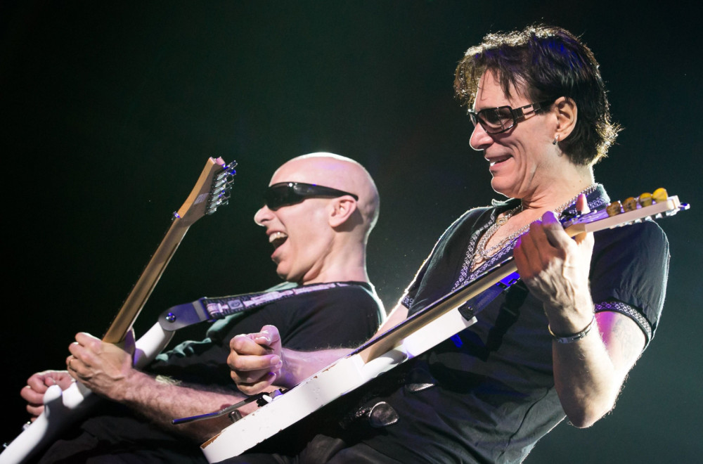 Koncert gitarskih bogova u Beogradu: Džo Satrijani i Stiv Vai prvi put zajedno na bini