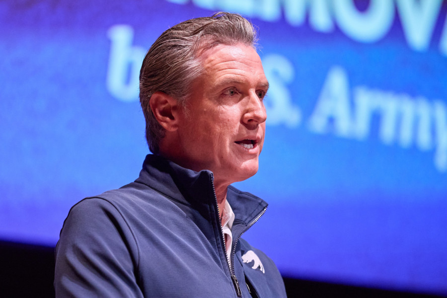 Pojavio se još jedan potencijalni predsednički kandidat demokrata