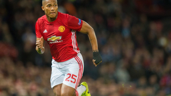 Bivši fudbaler Junajteda spasio čoveku život VIDEO