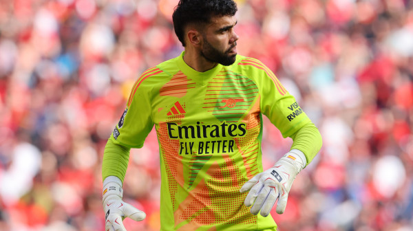 Đokereš debitovao za Arsenal – Raja primio gol sa centra VIDEO