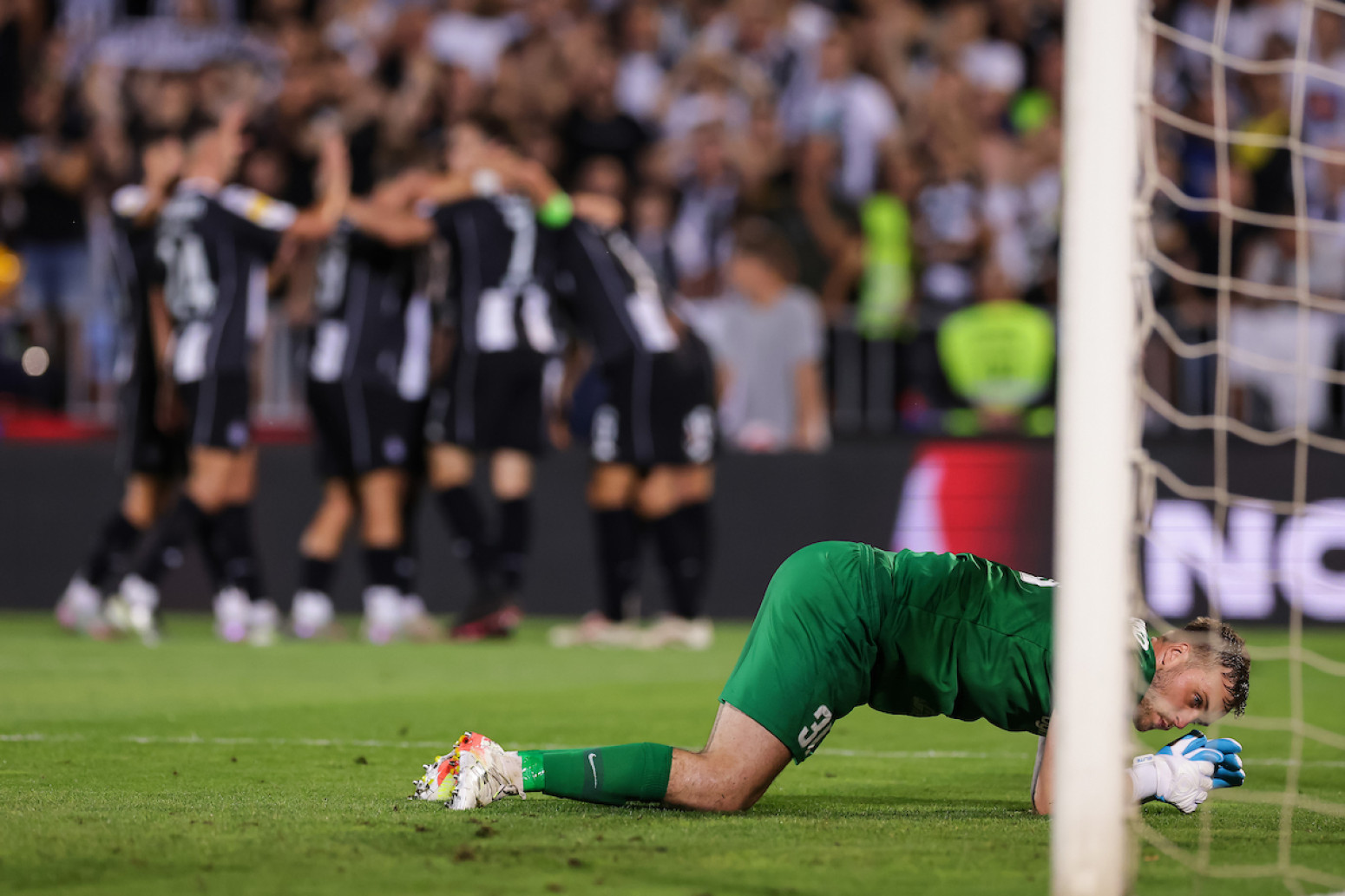 Igrala se crno-bela deca