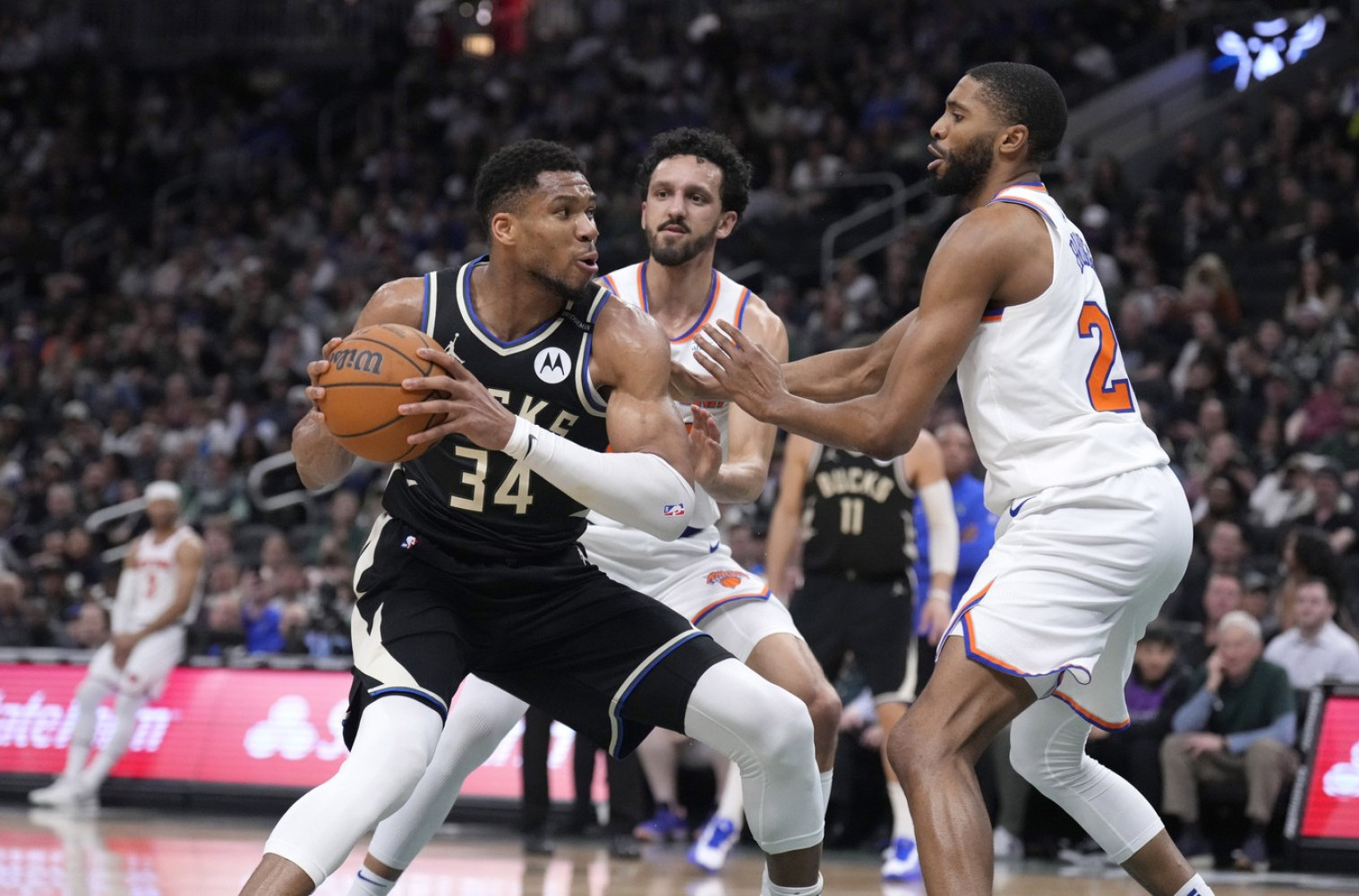 Janis je bio ključ – Mikal dobio 150 miliona od Niksa