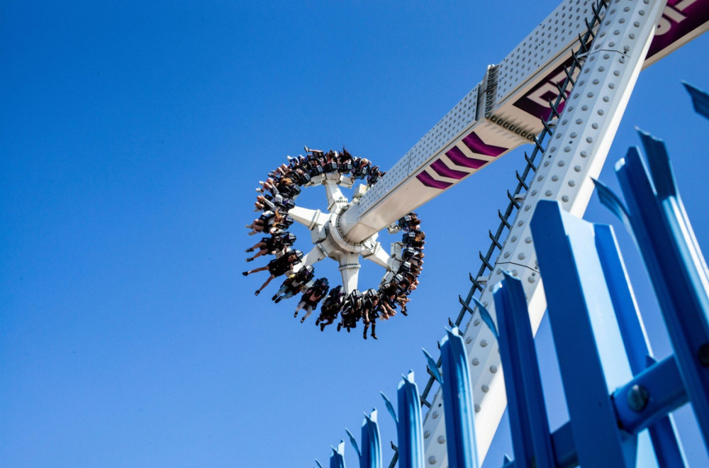 Užas u luna-parku: Pukla vrteška zvana "360 stepeni"; Snimak je jeziv VIDEO