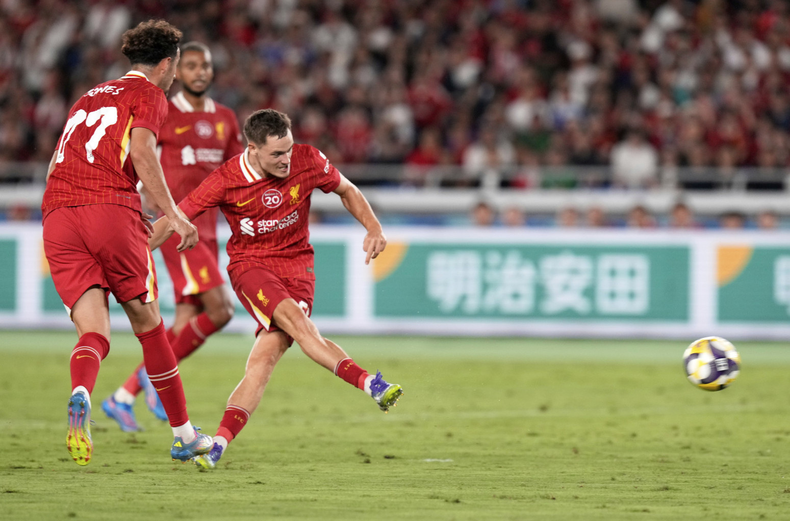 Liverpul od Virca zaradio 6 miliona za sat vremena FOTO