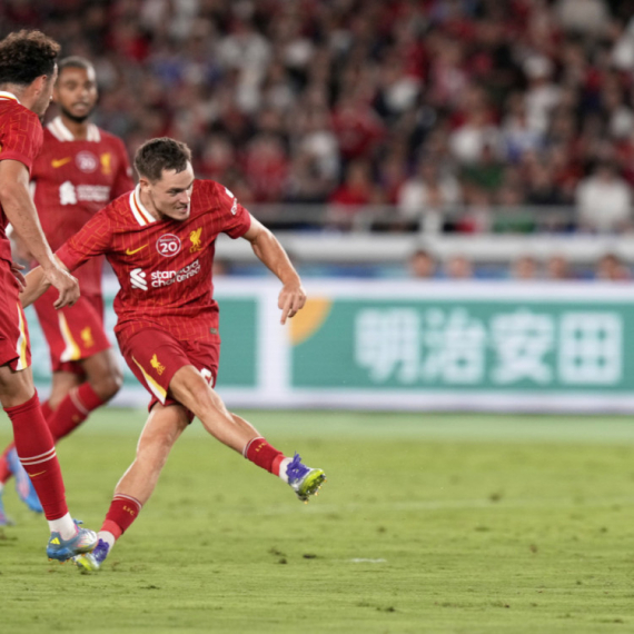 Liverpul od Virca zaradio 6 miliona za sat vremena FOTO