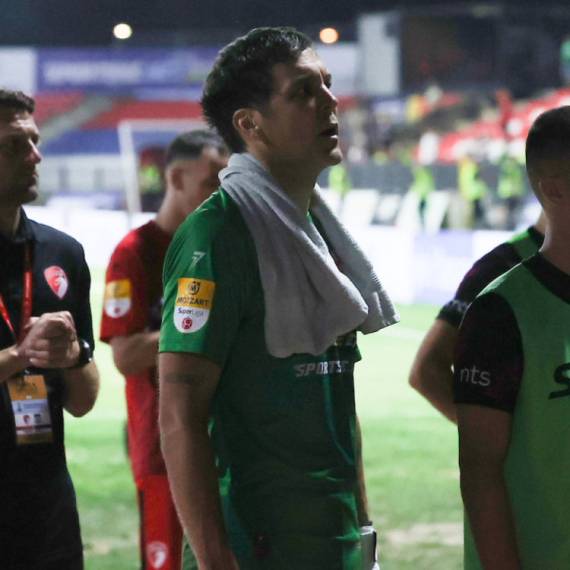 "Crveni đavoli" napali igrače Radničkog