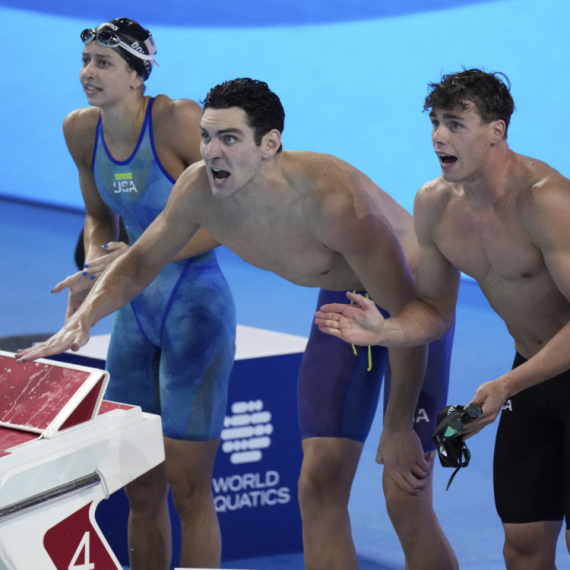 Američkoj miks štafeti zlato i svetski rekord