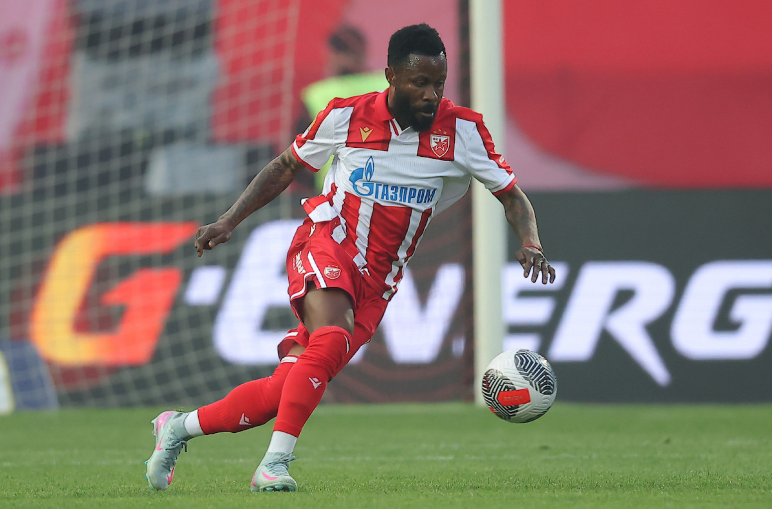 Kanga o novom pojačanju Zvezde: "Za sve nek se obrati Šerifu"