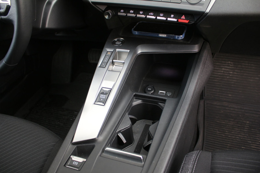 Test: Peugeot 308 Plug-In Hybrid – amnestija za GT