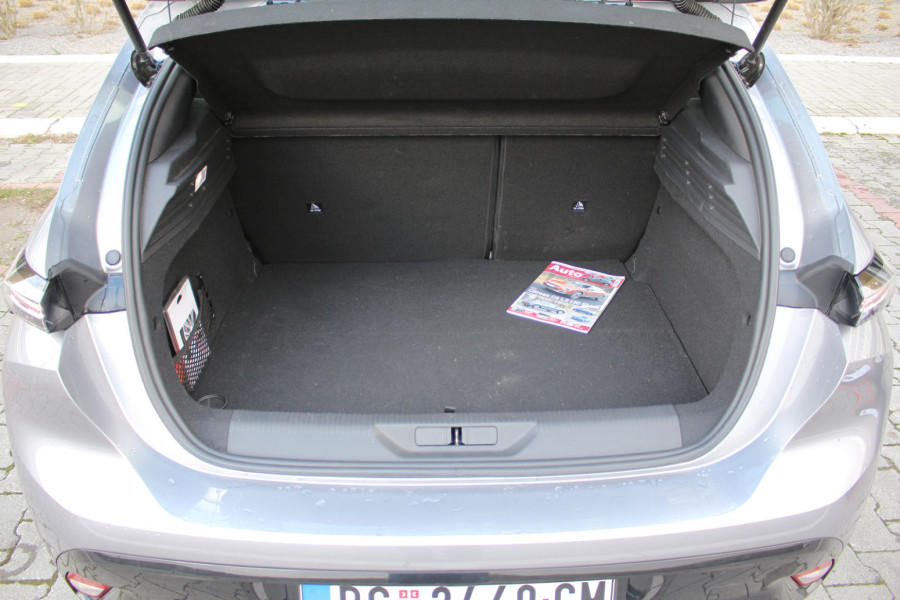 Test: Peugeot 308 Plug-In Hybrid – amnestija za GT