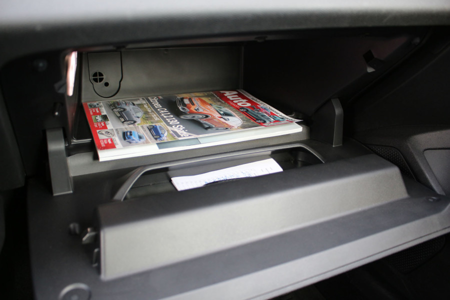 Test: Peugeot 308 Plug-In Hybrid – amnestija za GT