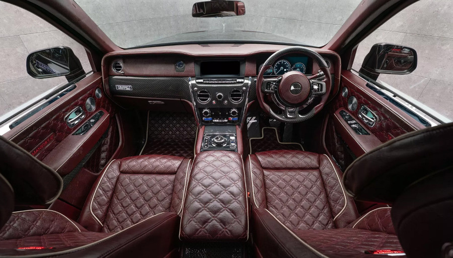 Mansory preradio Rolls-Royce Cullinan: Karbonska kič bomba od 720 konja FOTO