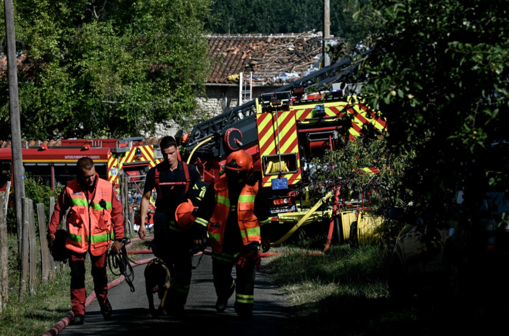 Požar u staračkom domu: Ljudi evakuisani, ima teško povređenih