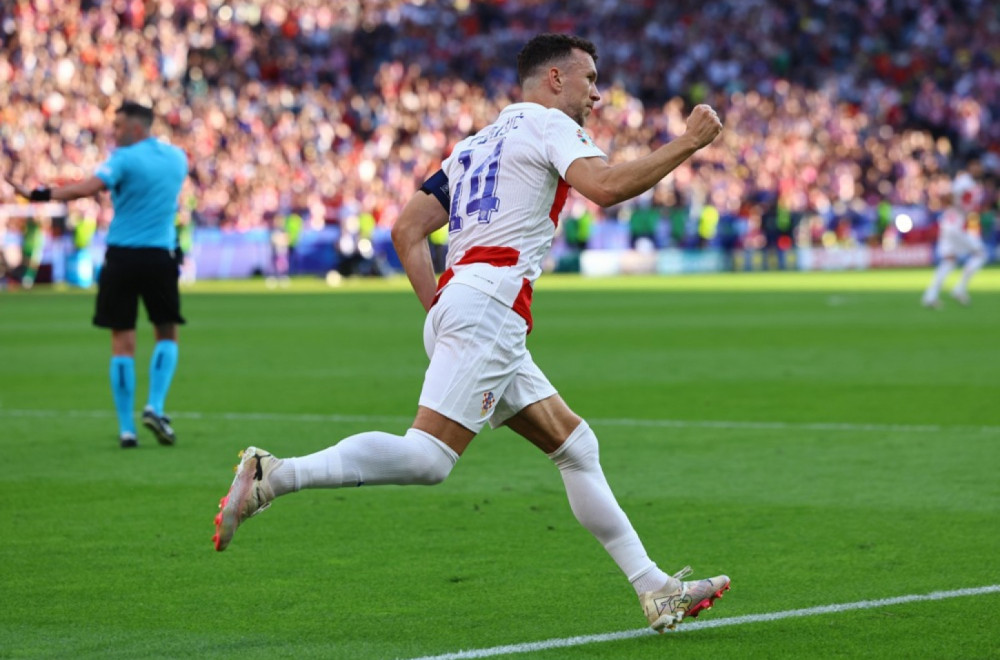 Hrvat preleteo reklame i udario glavom u laptop VIDEO