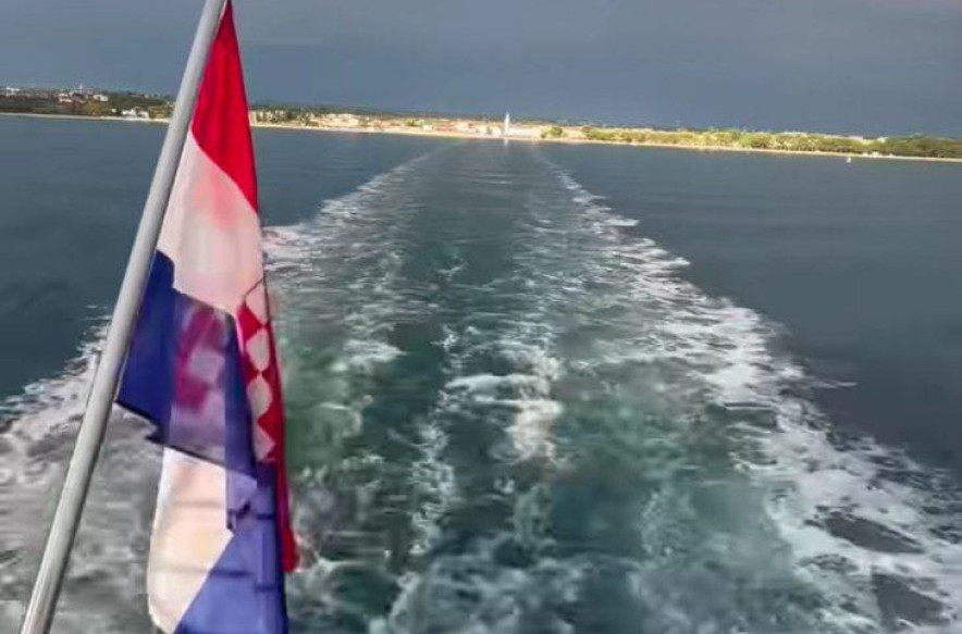 Mediji: Krenula blokaderska proslava Oluje