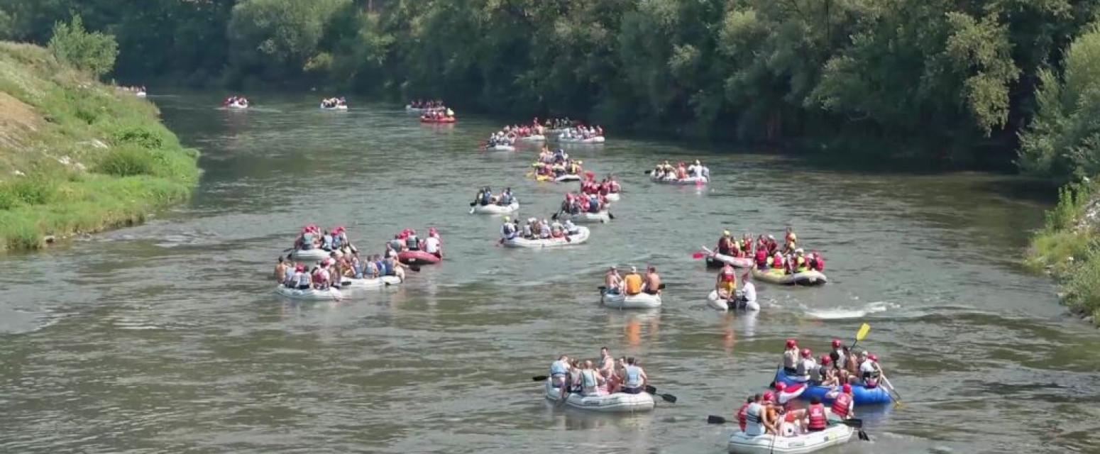 Nezaboravna avantura na divljoj ali prelepoj reci u Srbiji: Rafteri sa tromeđe ali i iz Evrope uživali