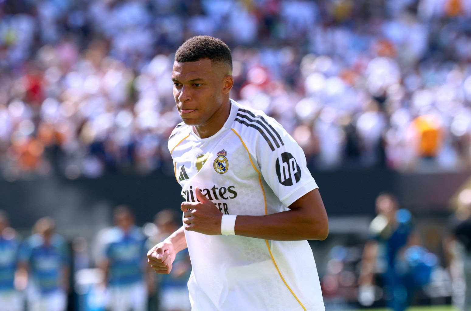 Mbape u zaštiti Jamala: "Tu stvar ne sme da izgubi"