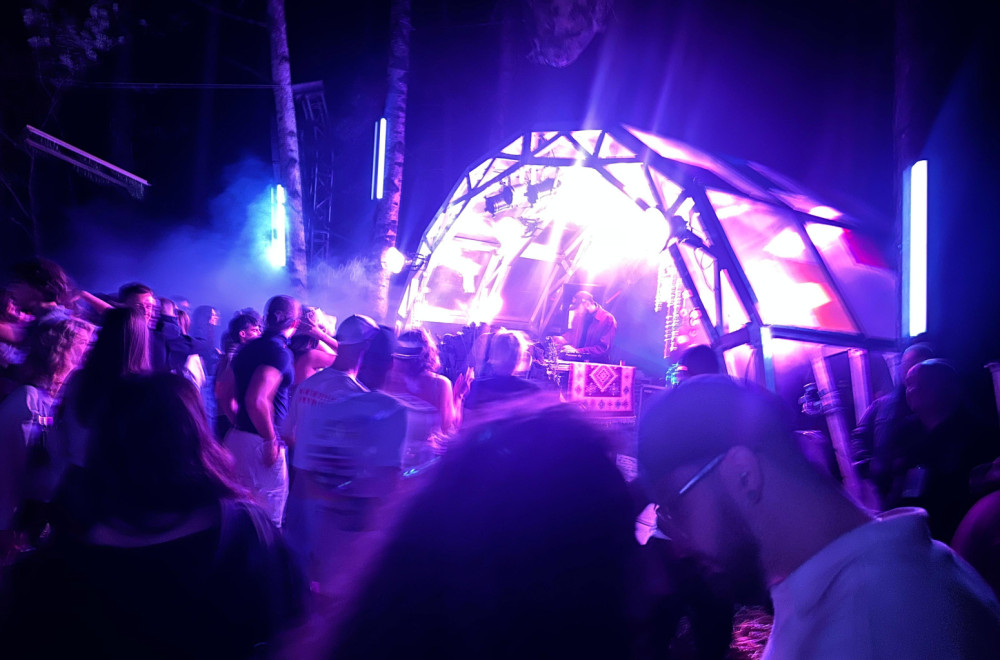 Tri dana muzike, prirode i publike koja zna zašto je tu: Završen jubilarni Mountain Music Fest FOTO