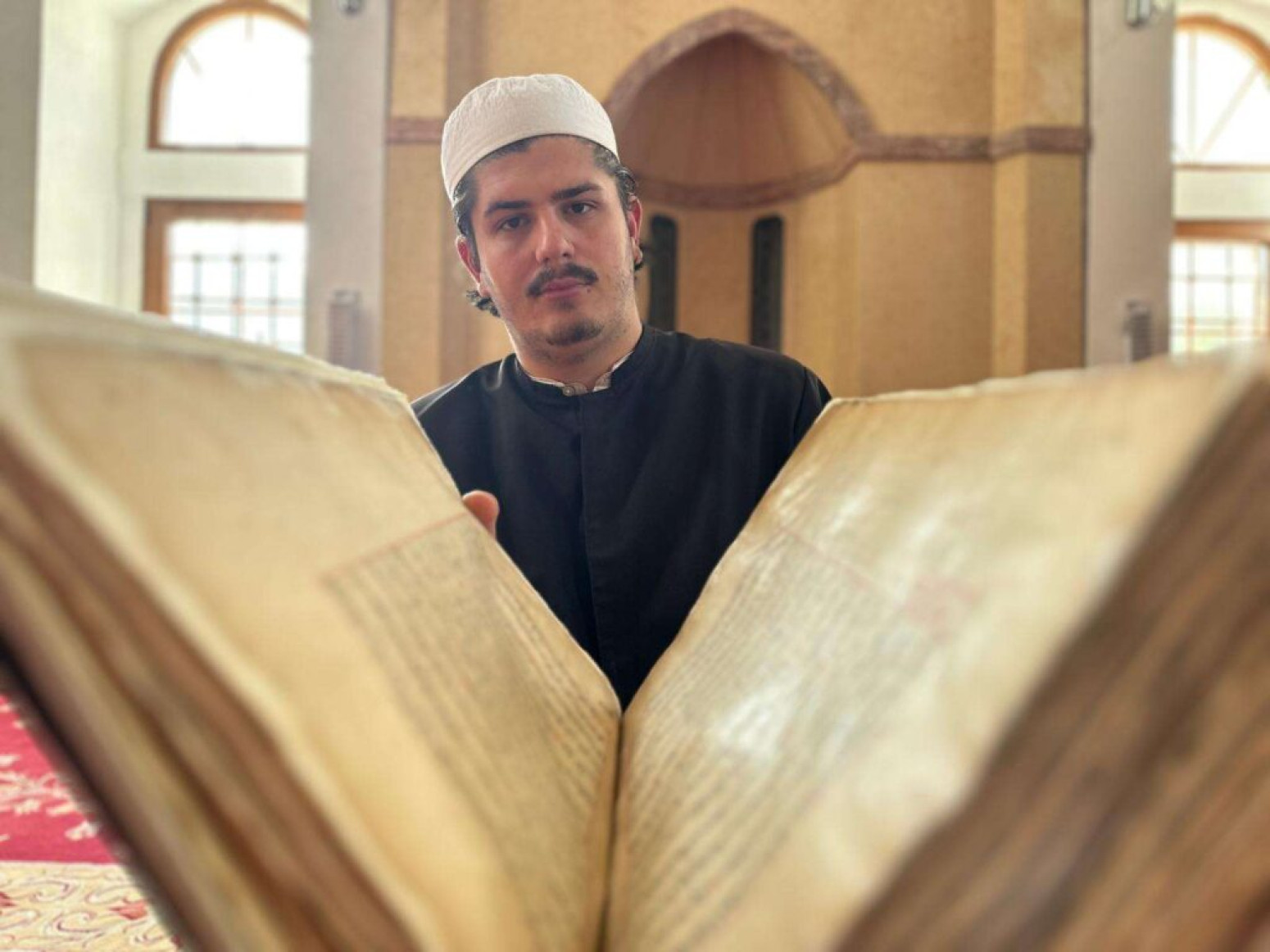 Ručno napisan pre 400 godina i sačuvan: Ovo je najstariji Kuran na Balkanu FOTO