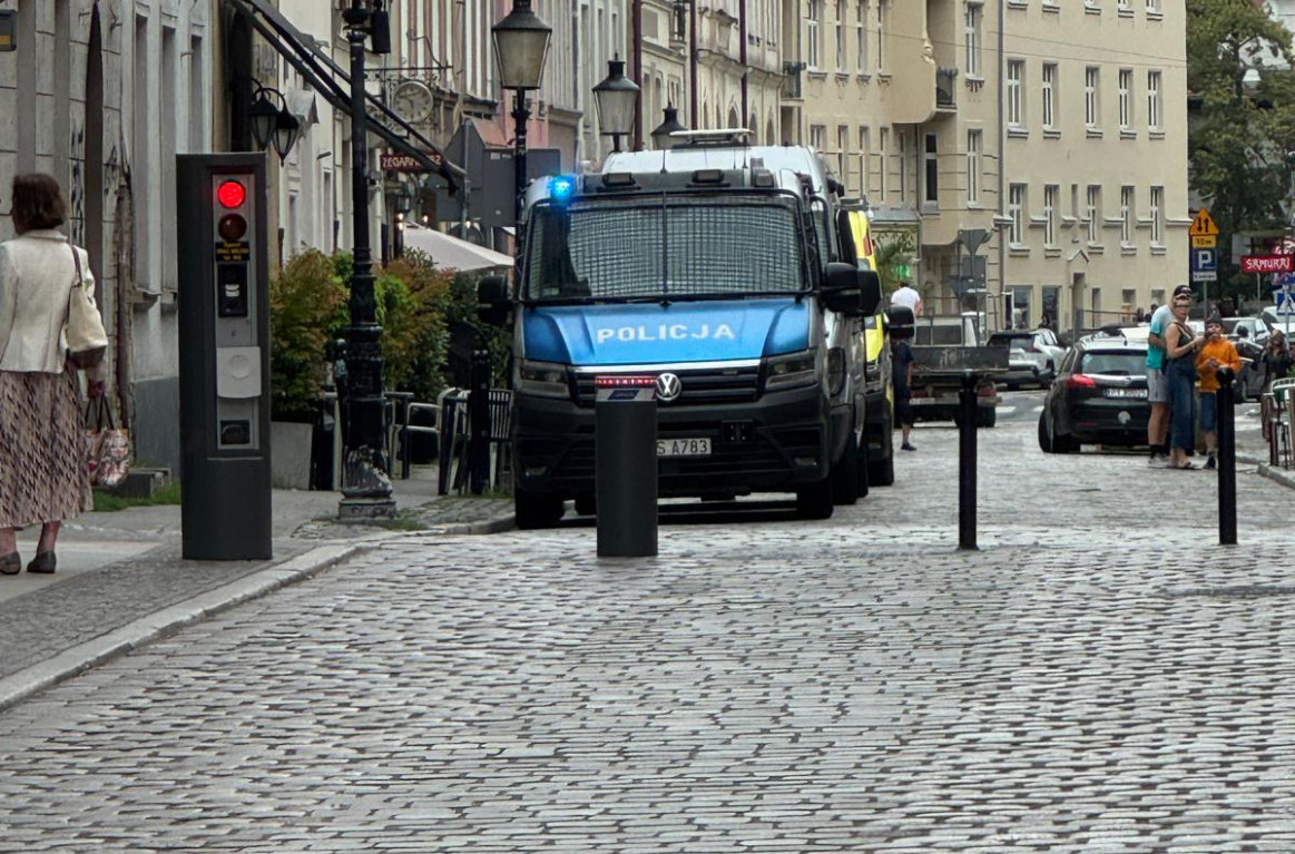 Delije, oprez – već je opsadno stanje u Poznanju FOTO