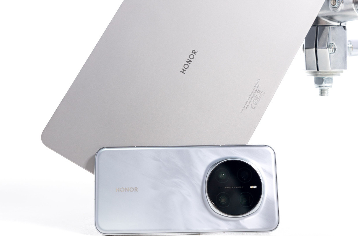 Specijalna letnja akcija brenda Honor: Uz kupovinu telefona, tablet na poklon!