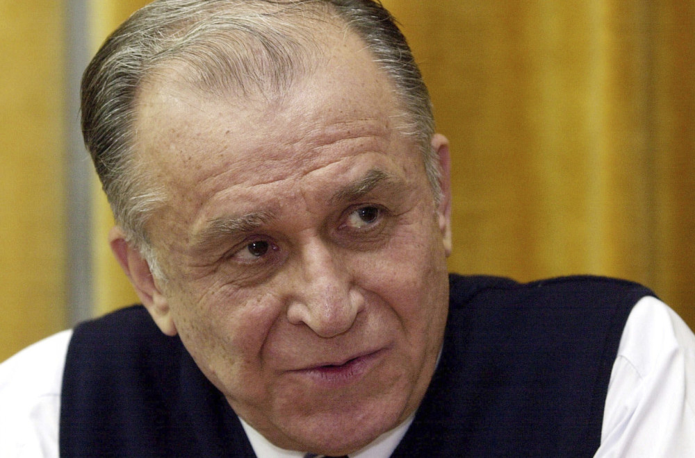 Preminuo bivši predsednik Rumunije Jon Ilijesku