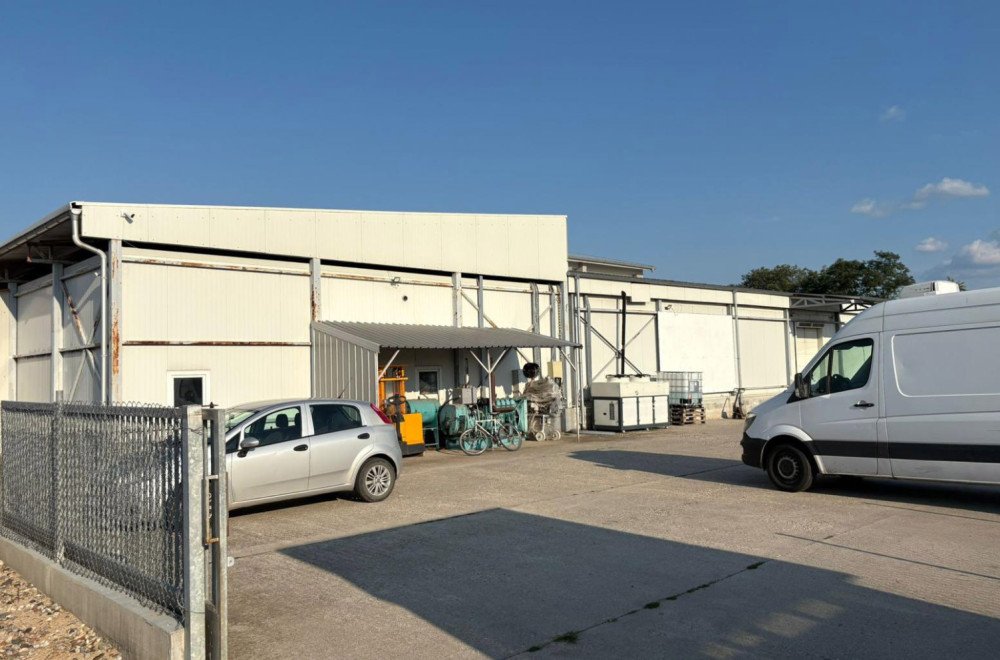 Piletina zaražena salmonelom mogla je da završi na našem tržištu: Uhapšeni otac i sin FOTO