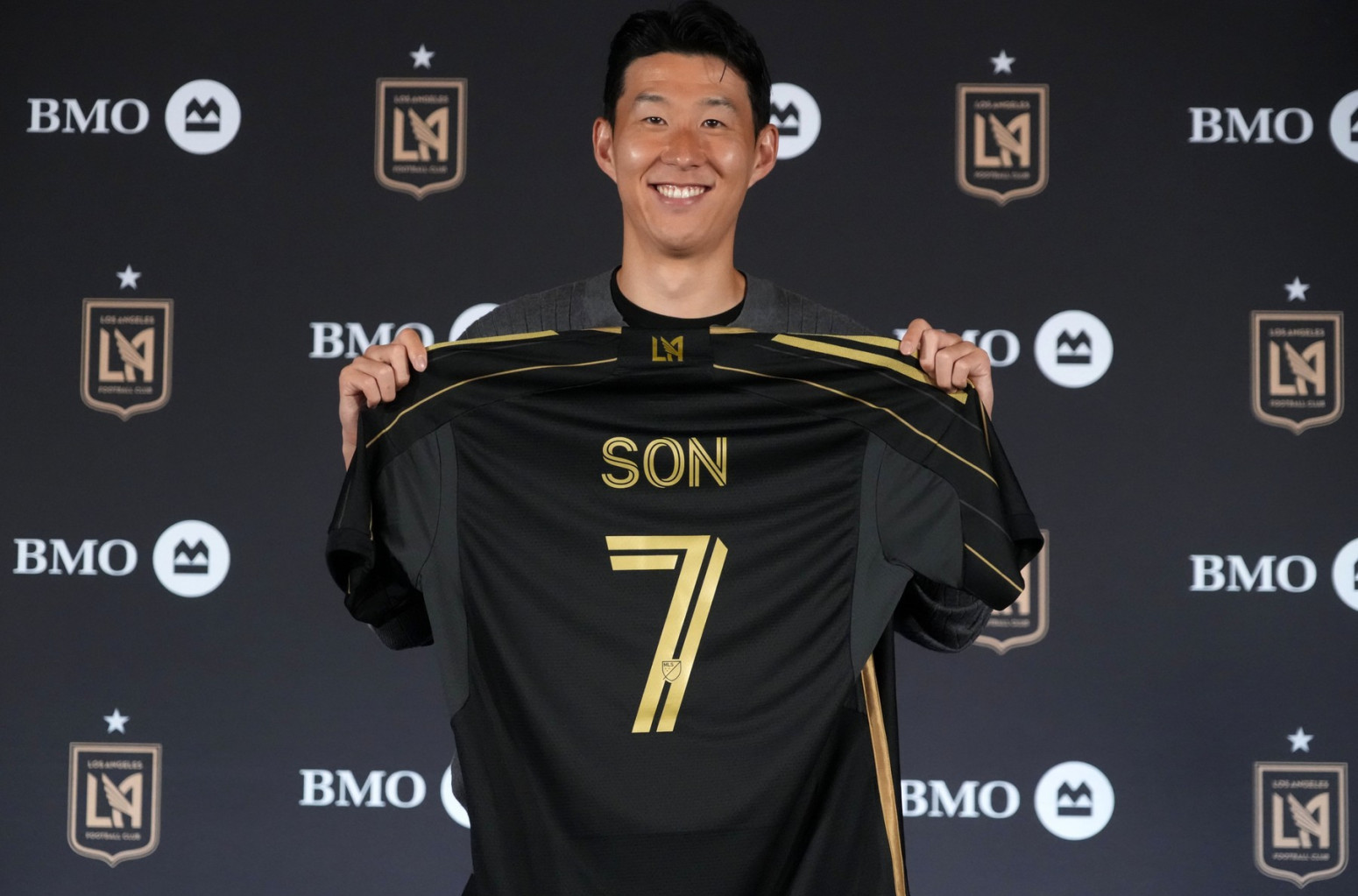 Son u El-Eju: "Nije mi bio prvi izbor, ali posle razgovora..." VIDEO