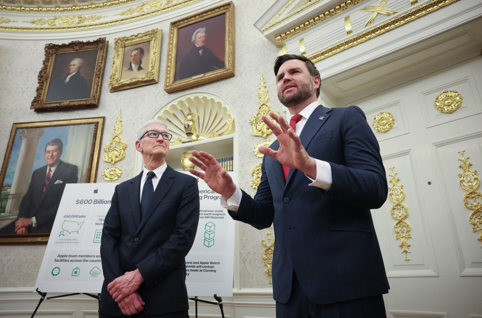 Trampov prvi saradnik izazvao gnev: Ljudi ne veruju šta je uradio FOTO