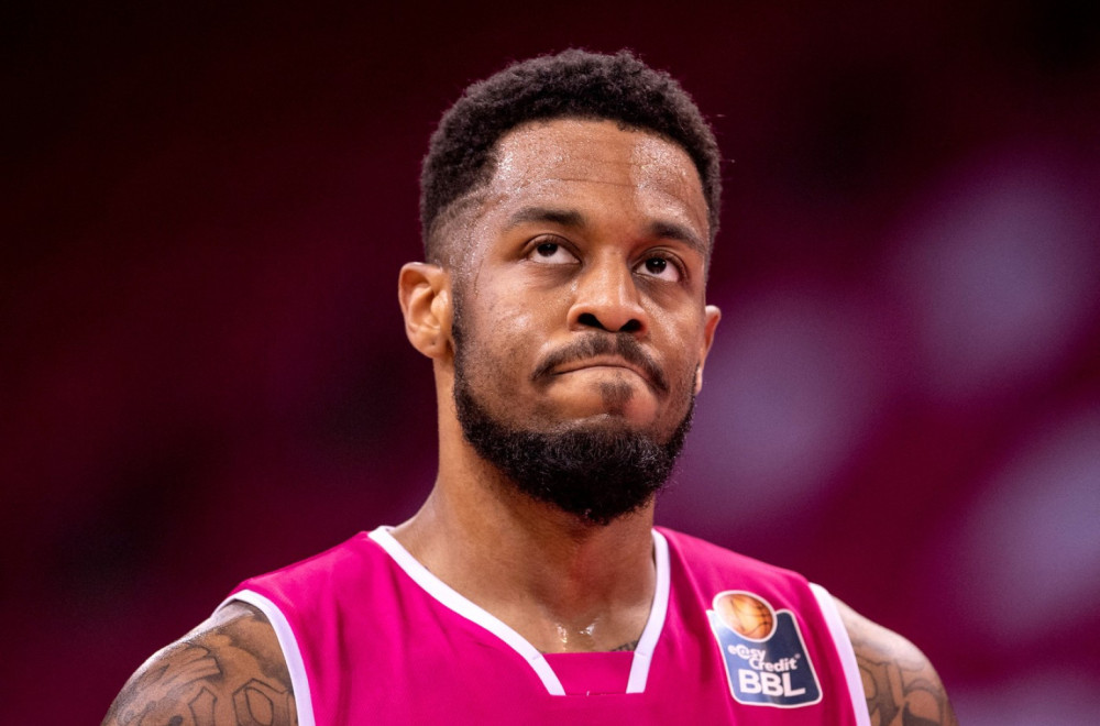 Budućnost predstavila peto pojačanje – stigla dabl-dabl mašina