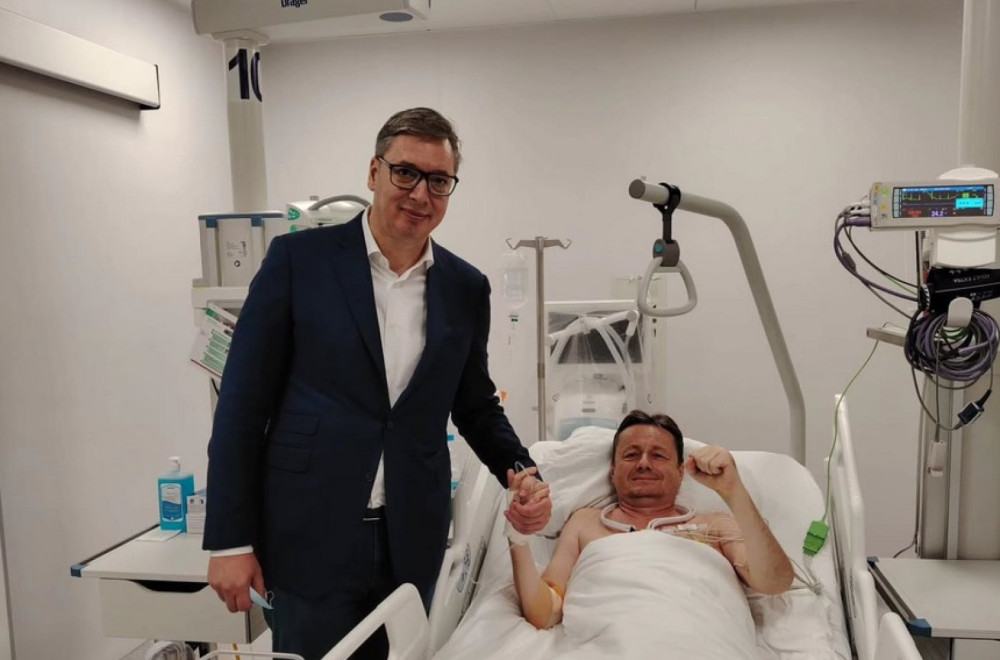 Vučić posetio Glišića: "Darko nesalomivi" FOTO