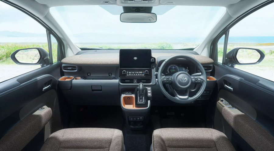 Ova Toyota se za minut pretvara u dnevnu sobu, kancelariju ili spavaću sobu! FOTO/VIDEO