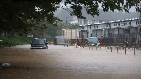 Katastrofalne poplave pogodile Australiju: Evakuacije u Sidneju, ima žrtava VIDEO