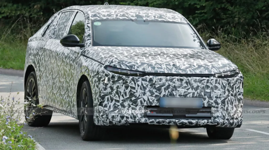 Prvi pogled: Ovako izgleda novi DS SUV FOTO