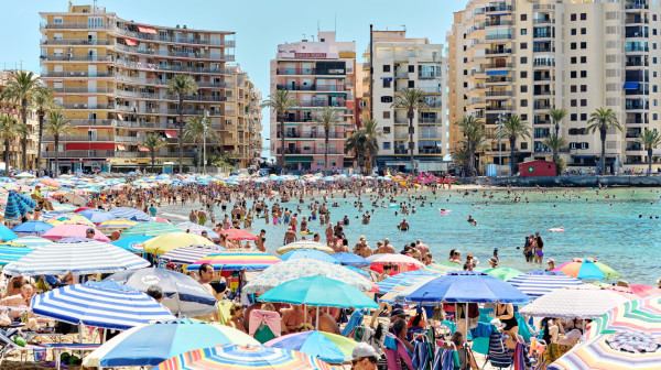 U jednom mesecu 10 miliona turista: Ova zemlja je na vrhuncu turističkog buma