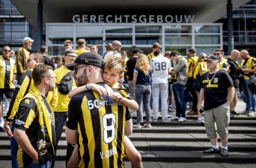 Tuga u Holandiji – gasi se Vitese