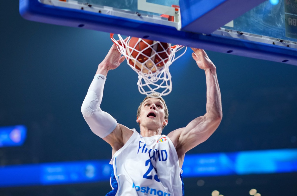 Sila Lauri Markanen – 48 poena za 25 minuta! VIDEO