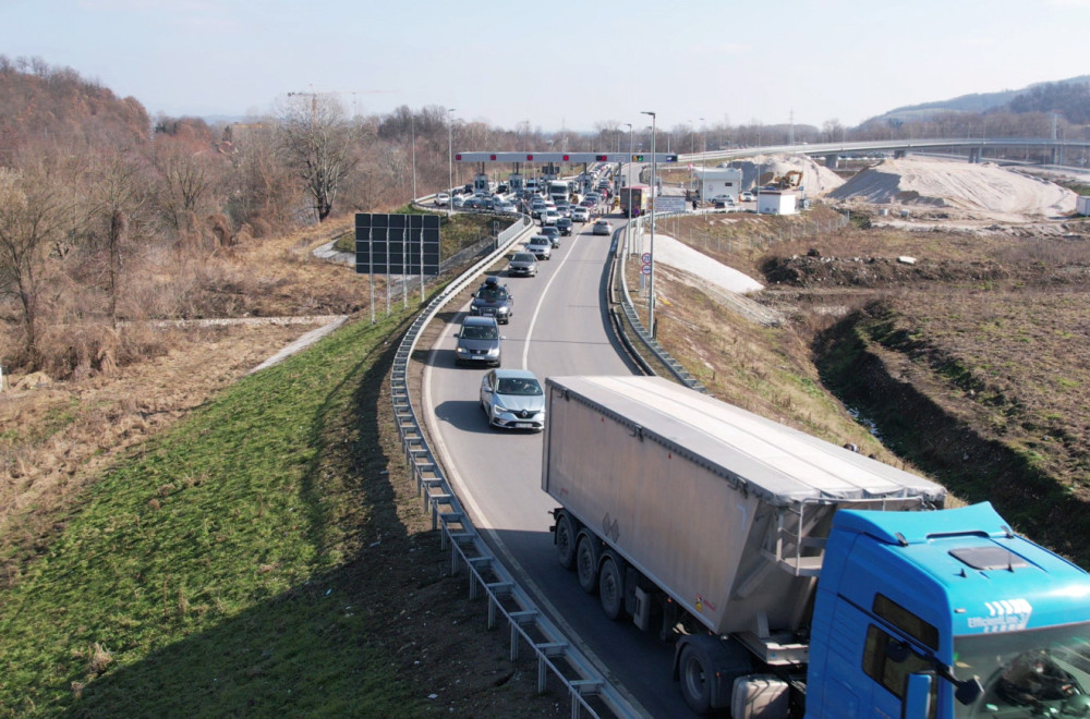AMSS upozorava: Pojačan saobraćaj, vozite pažljivo