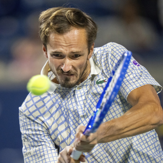 Nova sramota Danila Medvedeva VIDEO