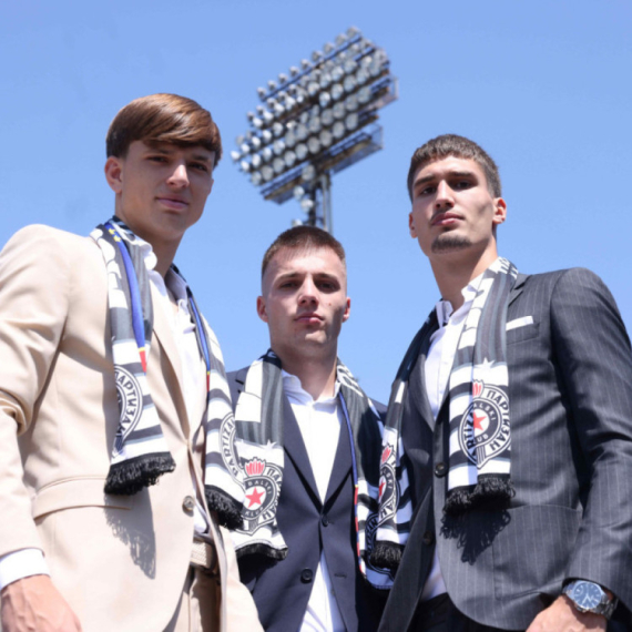 Partizan "vezao" klince