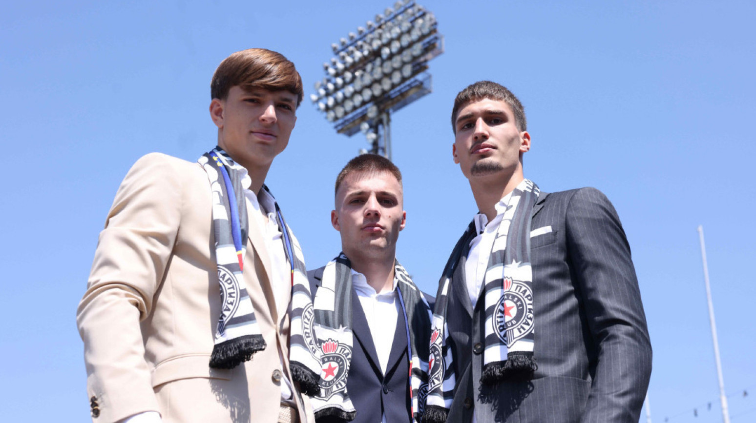 Partizan "vezao" klince