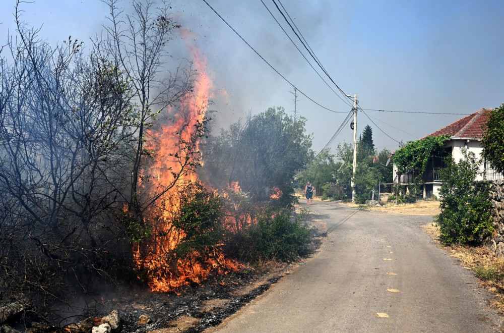Poznati novi detalji o stradalom vojniku; Cisterna iskliznula niz padinu; Drugi vojnik teško povređen VIDEO
